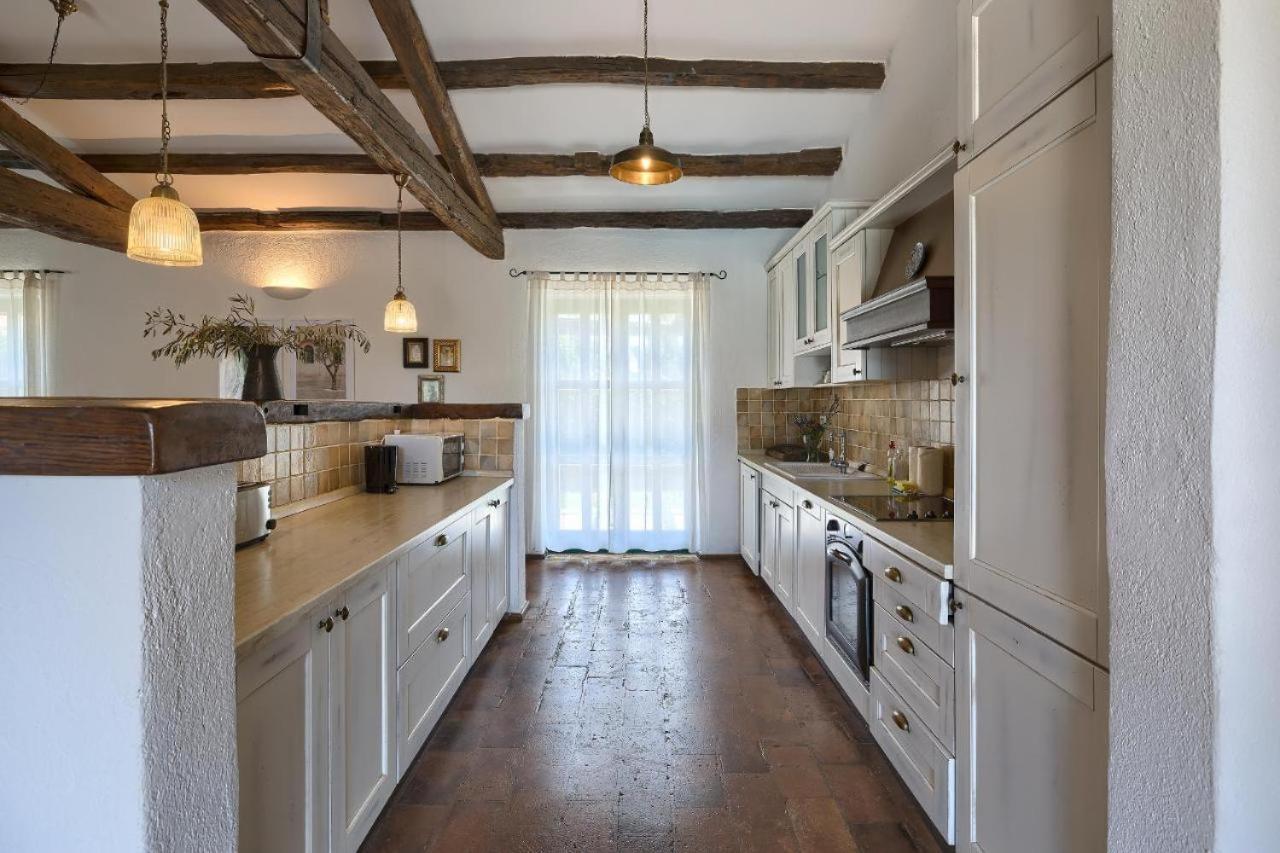 Villa Leopoldo By Istrian Country Houses Barat  Extérieur photo