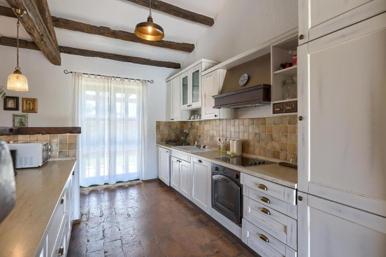 Villa Leopoldo By Istrian Country Houses Barat  Extérieur photo